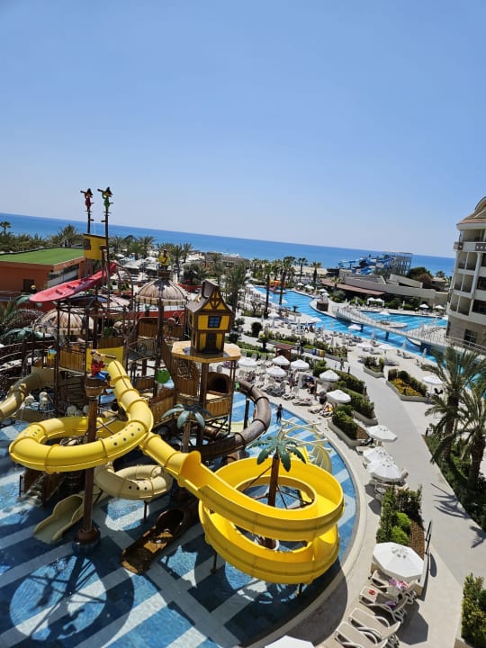 Pool Kirman Belazur Resort & Spa