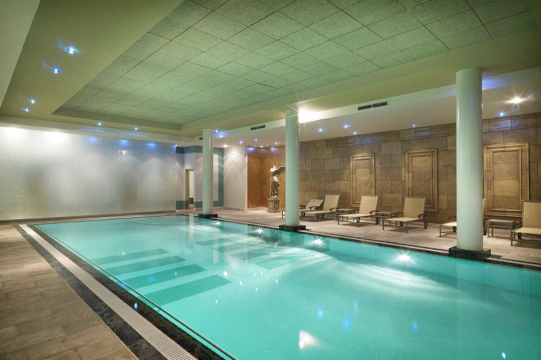 "Swimming pool" Hotel Hyllit (Antwerpen) • HolidayCheck (Flandern