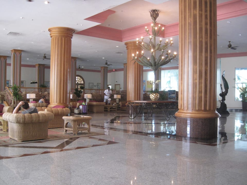 Eingansbereich und Bar Hotel Riu Plaza Miami Beach