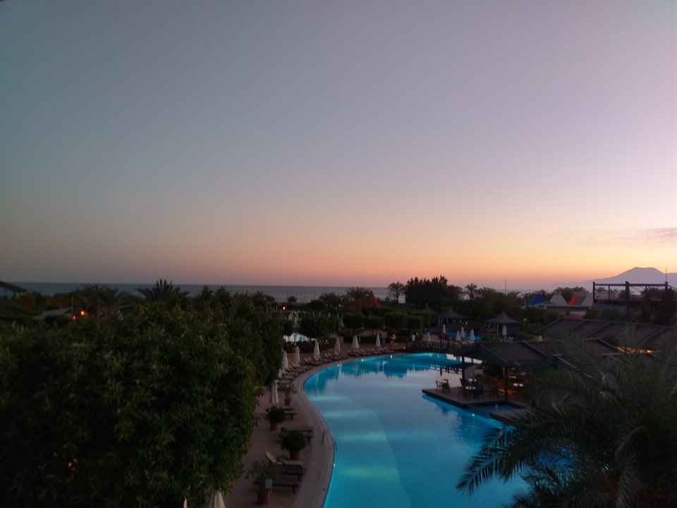 Pool Limak Lara Deluxe Hotel & Resort