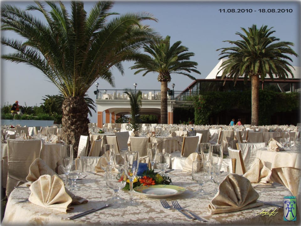 Vorbereitung zum Ferragustofest (Mariahimmelfahrt) Aldiana Club Rocca Nettuno Calabria