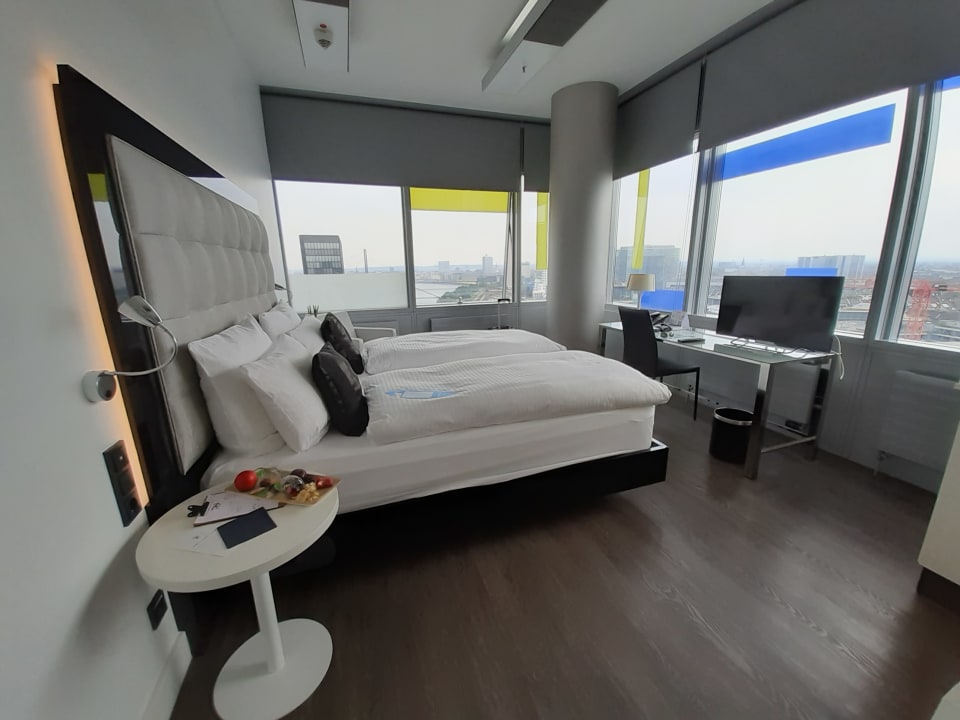 Zimmer INNSiDE by Meliá Düsseldorf Hafen