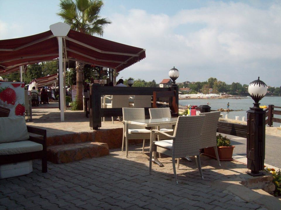Blick auf's Meer Side Altinkum Hotel