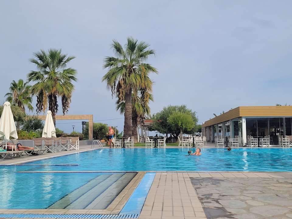 Außenansicht alltoura Club Hotel Poseidon Palace