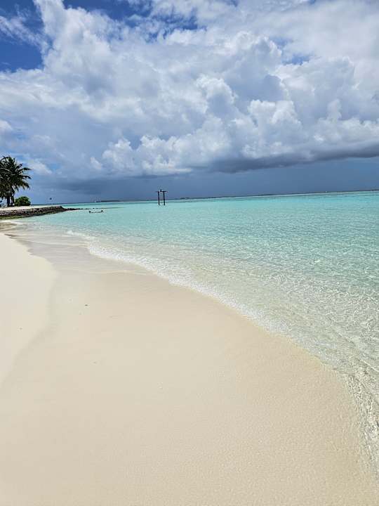 Strand Adaaran Select Meedhupparu Island Resort - Premium All Inclusive