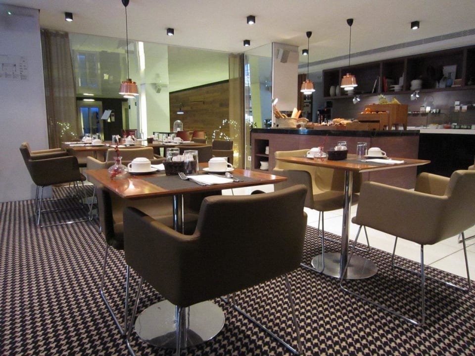 Breakfast restaurant Alexandra Barcelona Hotel, Curio Collection by Hilton