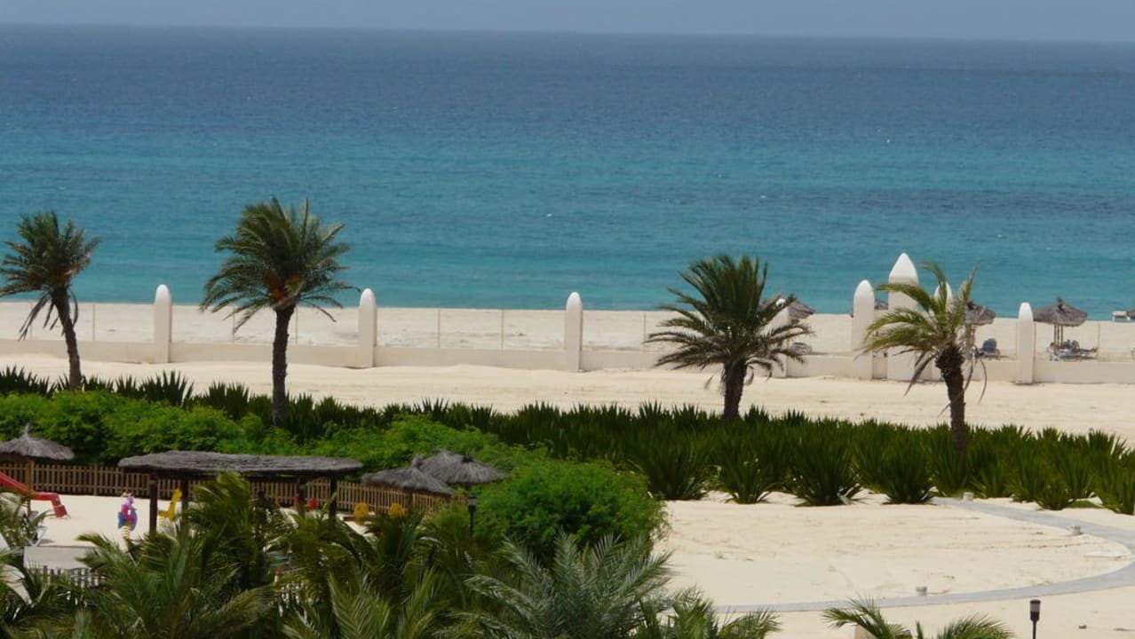 Blick auf den Strand Hotel Riu Karamboa