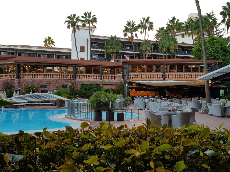 Pool Hotel Parque Tropical