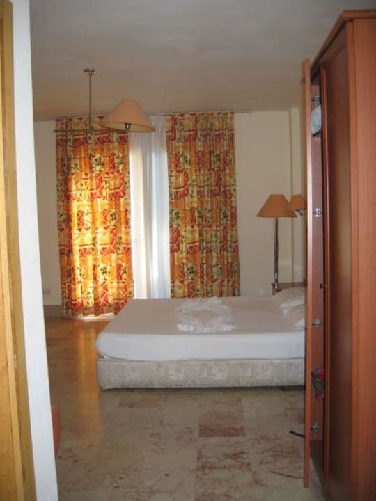 Zimmer Hotel Club Paradiso