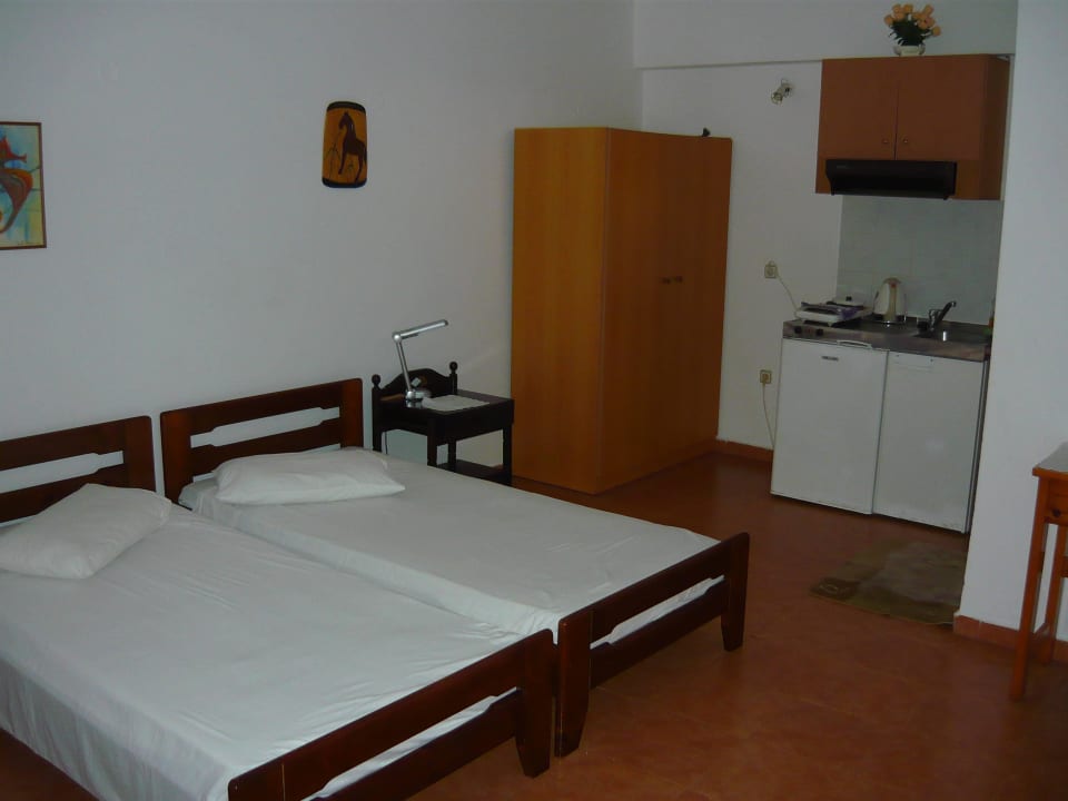 5 George Apartments Stegna