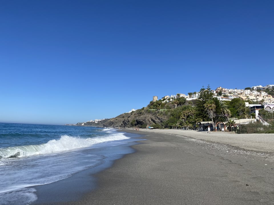 Strand Ona Marinas de Nerja Spa Resort