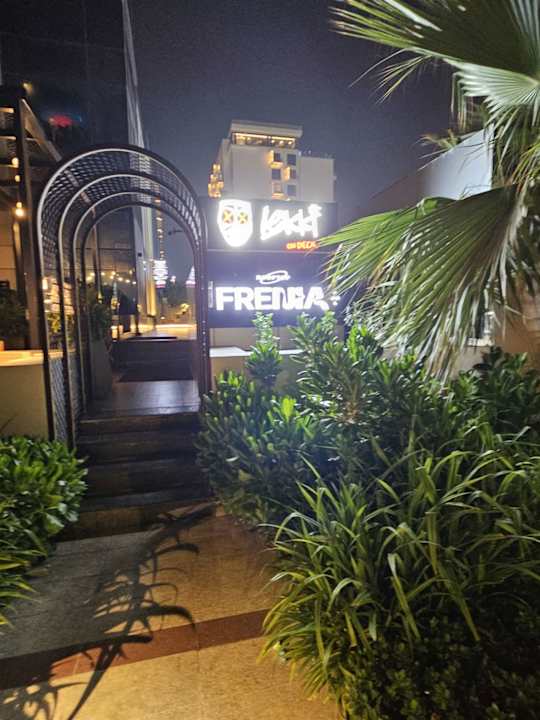 Außenansicht voco Dubai The Palm by IHG