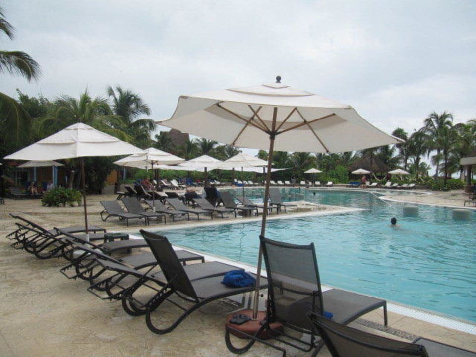 Basen Catalonia Playa Maroma