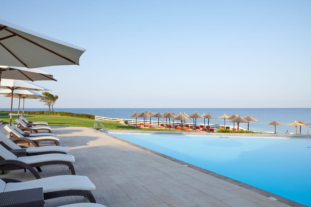 Pool Istion Club & Spa