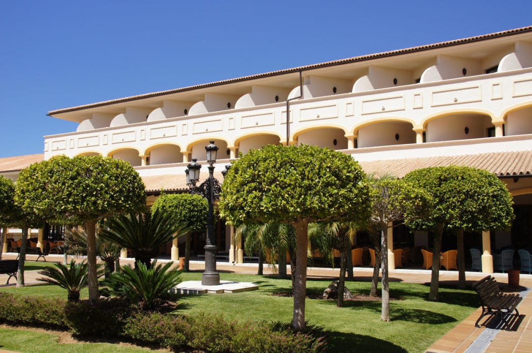 Oberer Innenhof Iberostar Selection Andalucía Playa