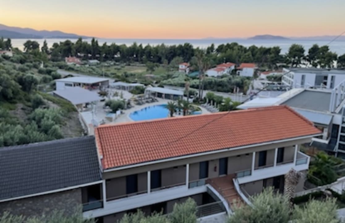 Außenansicht Lagomandra Hotel & Spa