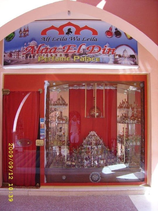 Bazaar Pickalbatros Alf Leila Wa Leila Resort - Neverland Hurghada