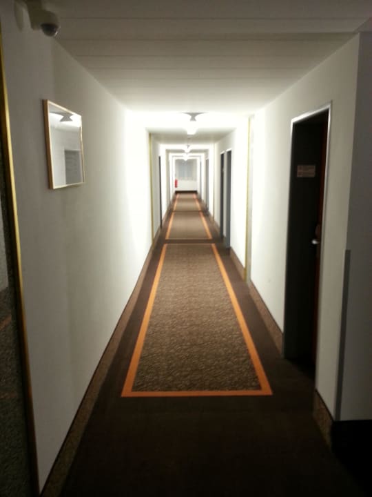 Neu renovierter Etagengang PLAZA INN Regensburg
