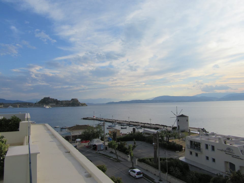 Ausblick Mon Repos Palace - Adults only