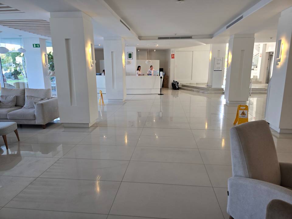 Lobby THB Sa Coma Platja