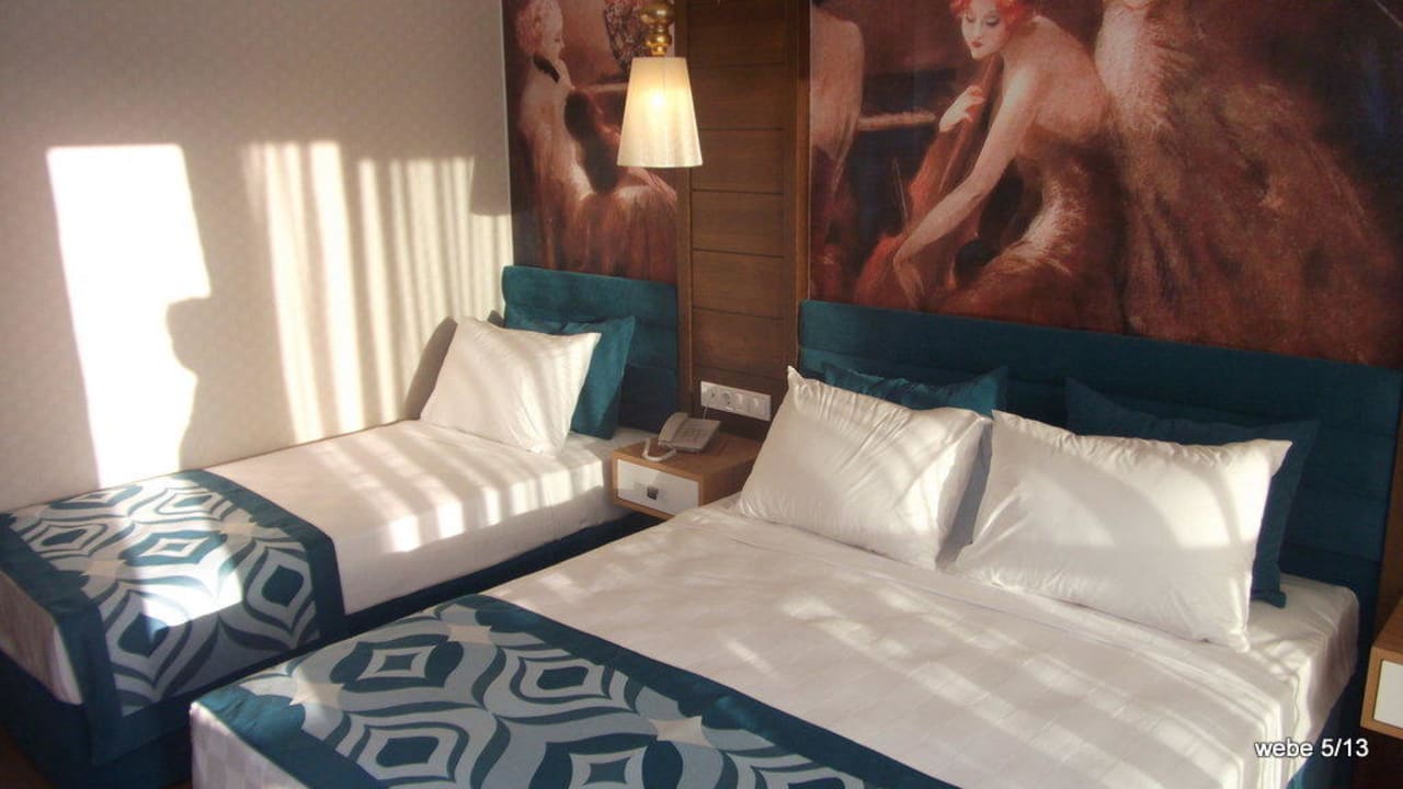 3 Bettzimmer Dream World Resort & Spa