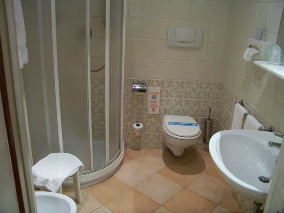 Badezimmer National Hotel