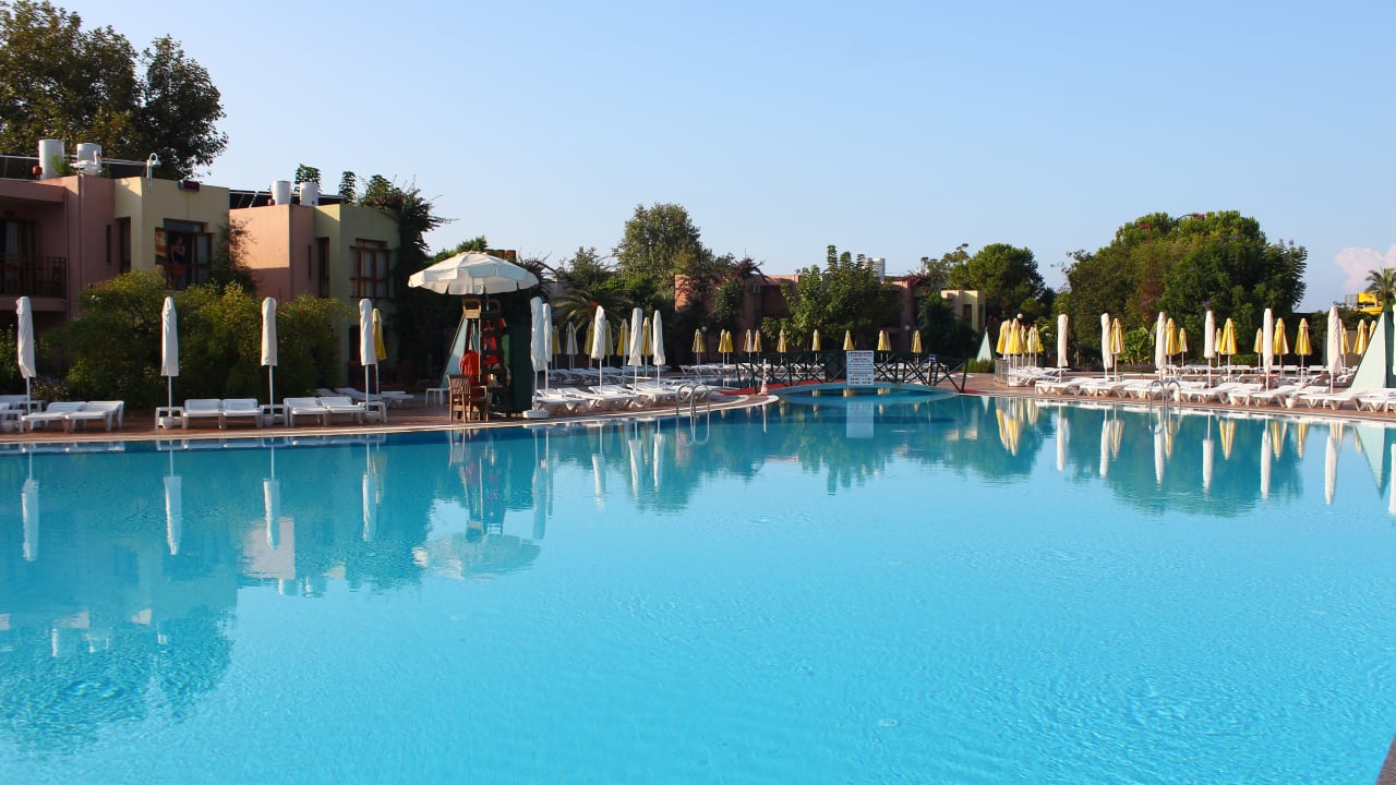 Pool VONRESORT Golden Beach