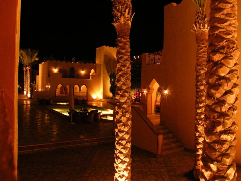 Ausblick von unserem Balkon bei Nacht Makadi Palace