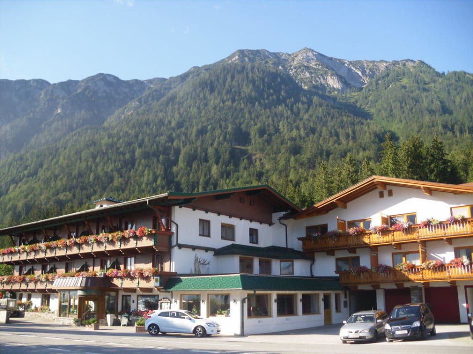 Gasthof vom See aus Gasthof St.Hubertus