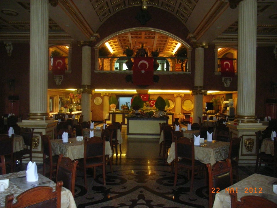 Restaurant vor türkischem Abend Hotel Yetkin