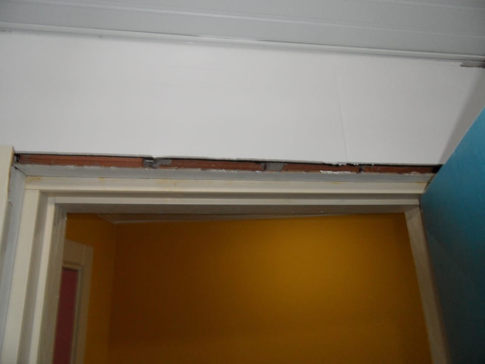 Tür zum Bad Club Hotel Anjeliq