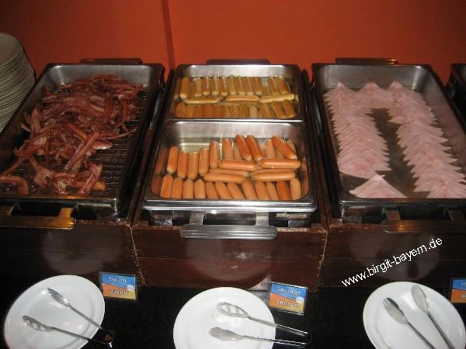 Frühstück The Fair House Beach Resort