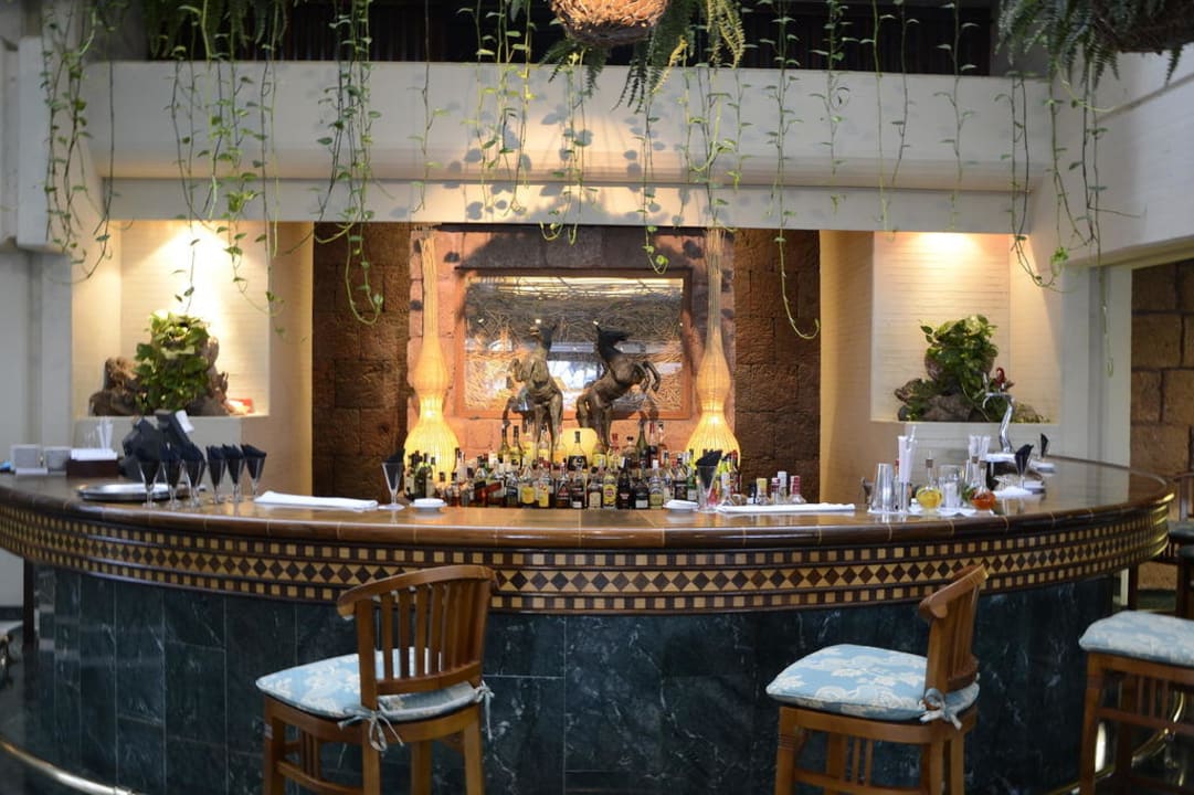 Bar vor dem Speisesaal Paradisus by Meliá Salinas Lanzarote