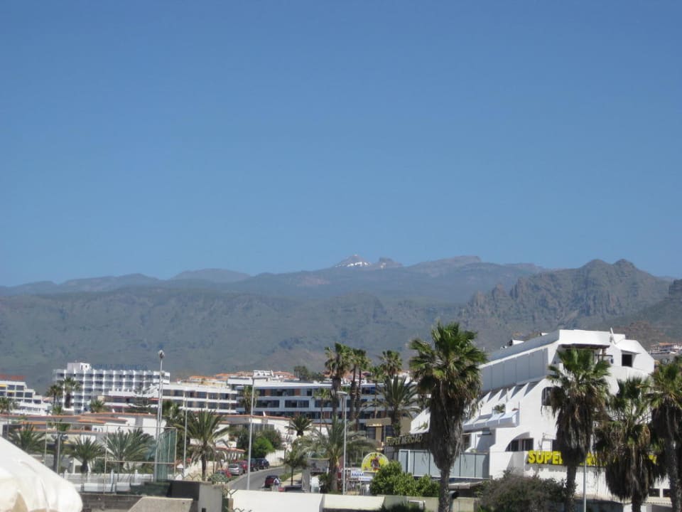 Nach hinten raus auf die Berge Alexandre Hotel Gala