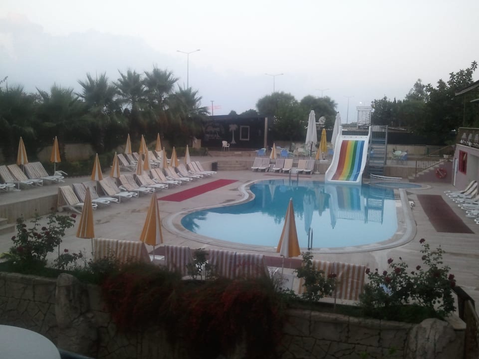 Pool Hotel Ideal Beach