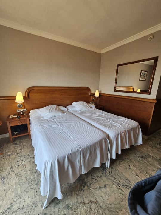 Zimmer Hotel MS Amaragua