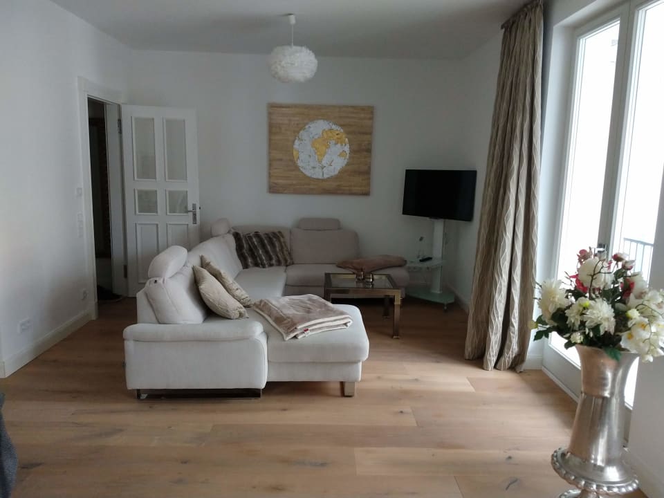 Zimmer FIRST Sellin - Luxus-Appartements