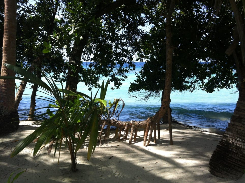 Strandabschnitt bei Villa 102 Kuramathi Maldives