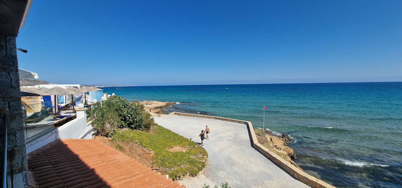 Strand Alexander Beach Hotel & Village Resort