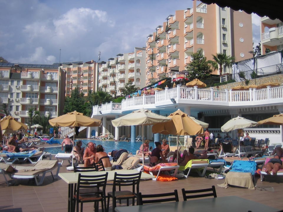 Action pur Hotel Club Paradiso