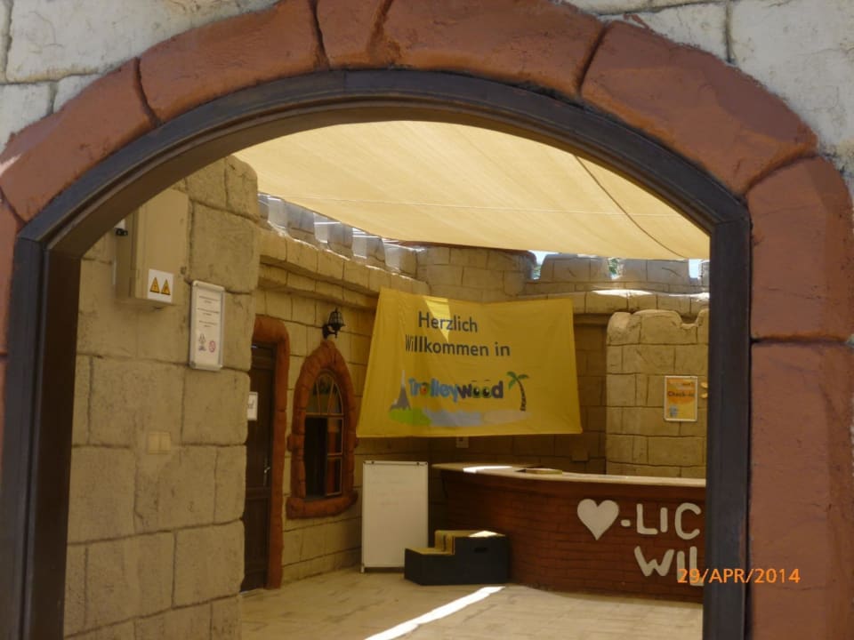 Trolleywood - Kinderland TUI BLUE Palm Garden