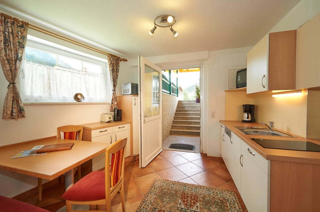 Appartement Eingang Frühstückspension Anja