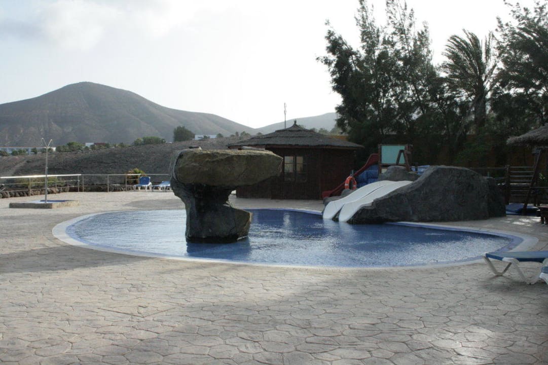 Kinderpool mit Rutsche AluaVillage Fuerteventura