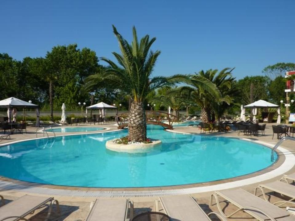 Pool Mediterranean Princess