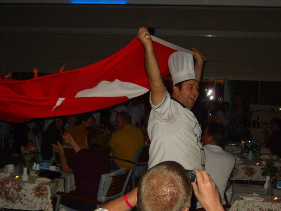 Thema:Türkische Nacht Hotel Süral Resort