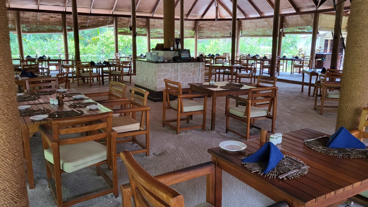 Gastro Filitheyo Island Resort