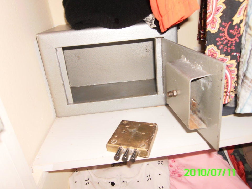 Kleiderschrank Posidonio Hotel