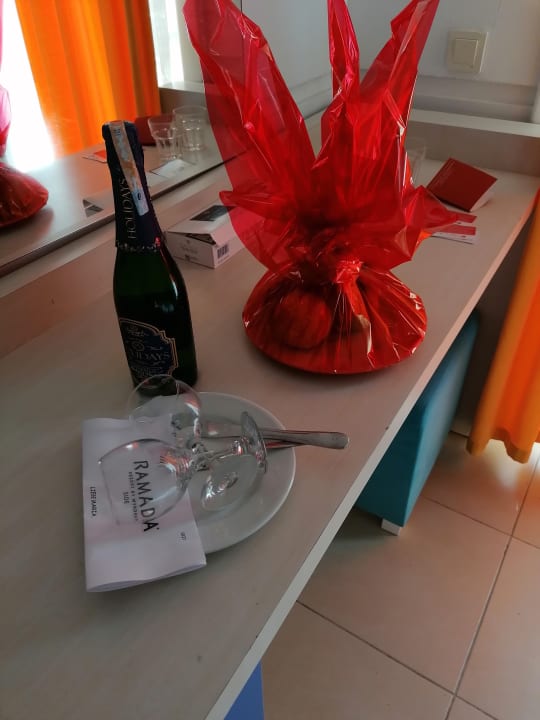 Zimmer Ramada Resort by Wyndham Side