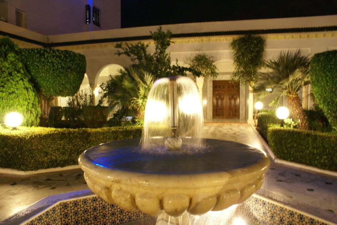 Eingang zum Hotel Hotel El Mouradi Palm Marina