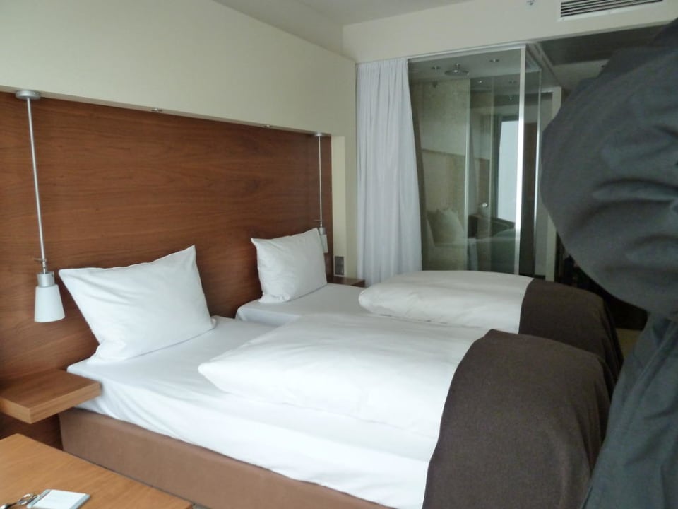Blick in Standardzimmer Occidental Dresden Newa